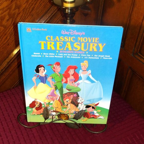 Walt Disney  *** Classic Movie TREASURY *** 10 Favorite Stories - Picture 1 of 2